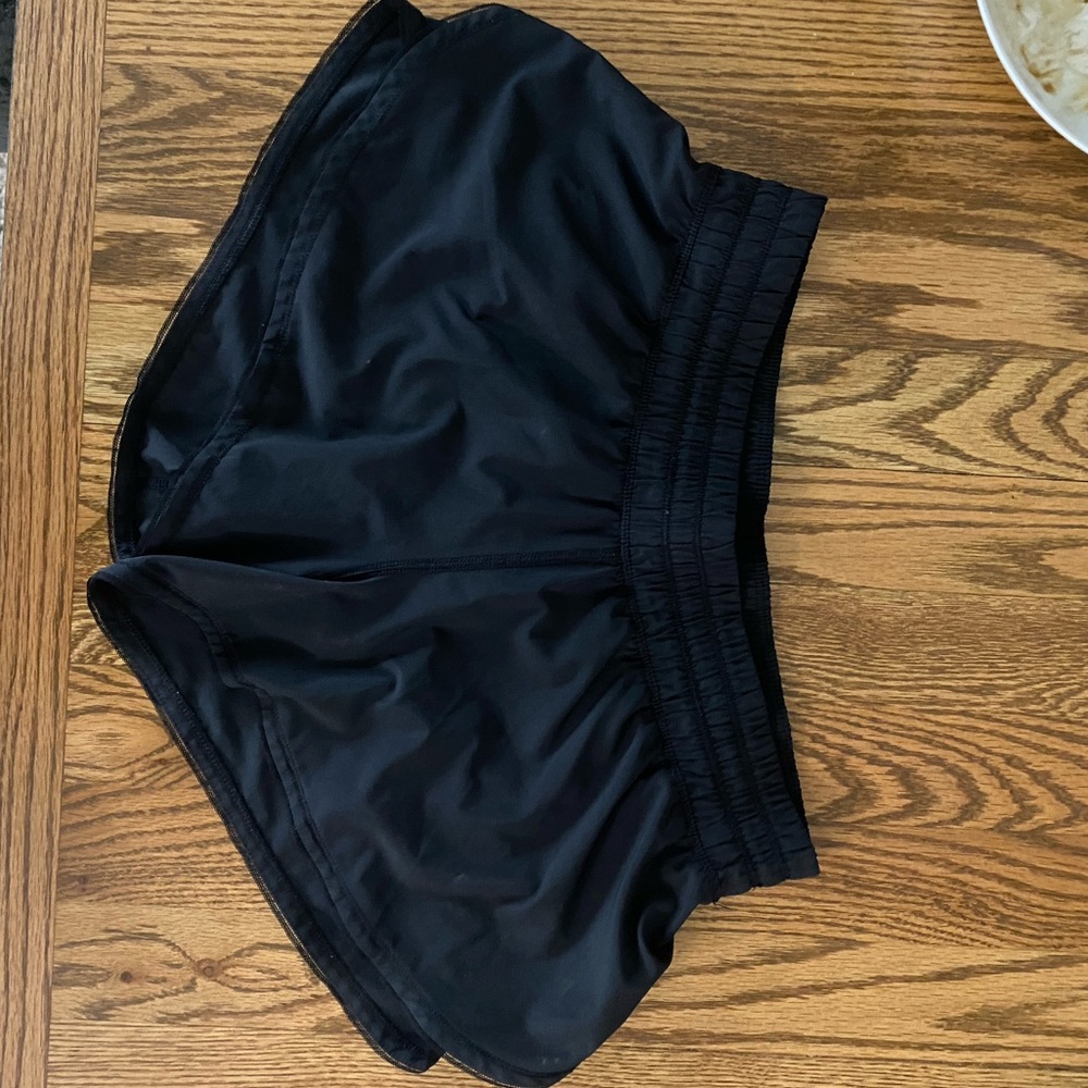 Lululemon breeze by short